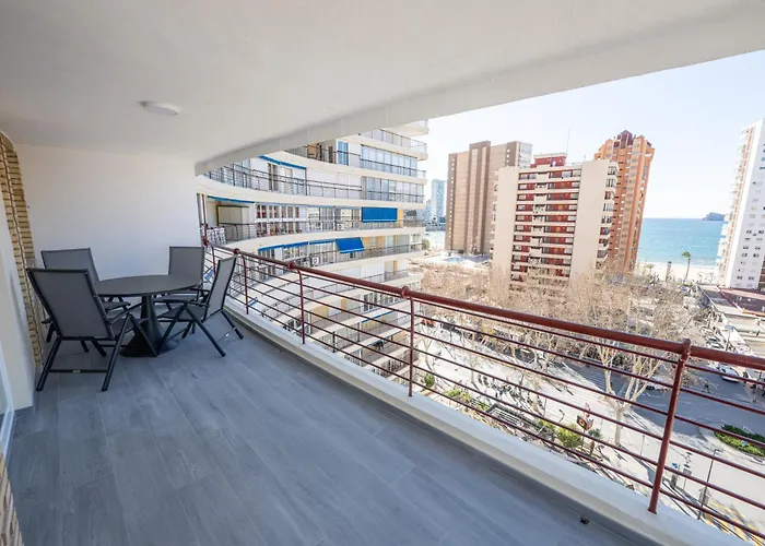 Apartamento Con Terraza A 1 Minuto De La Playa